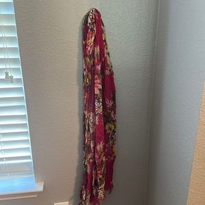 Lucky & coco pink floral scarf